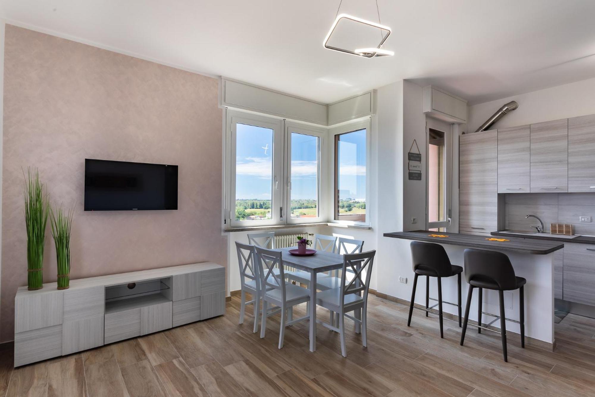 Apartment Borgo Milano Penthouse - With Parking *